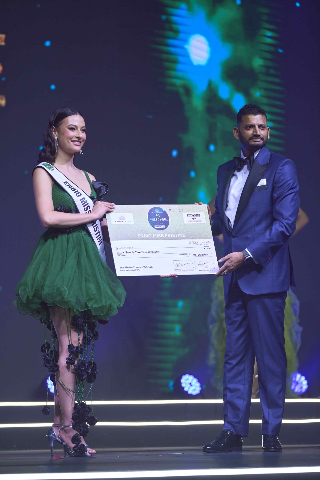 miss-earth-image
