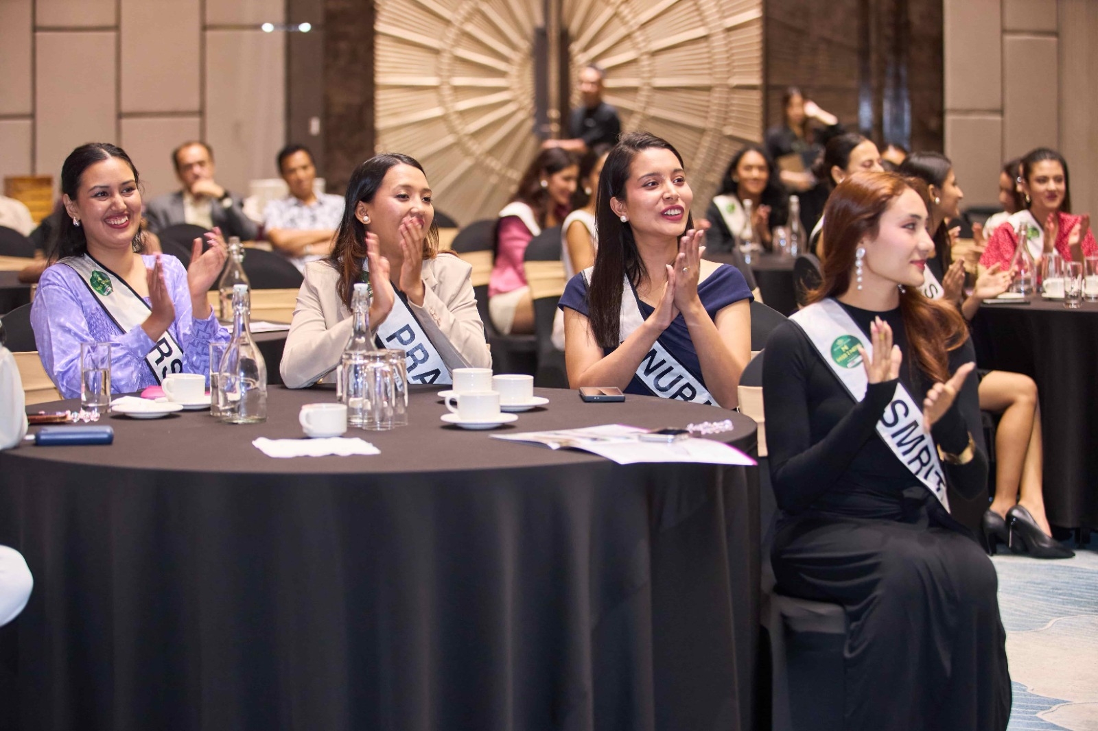 miss-earth-image