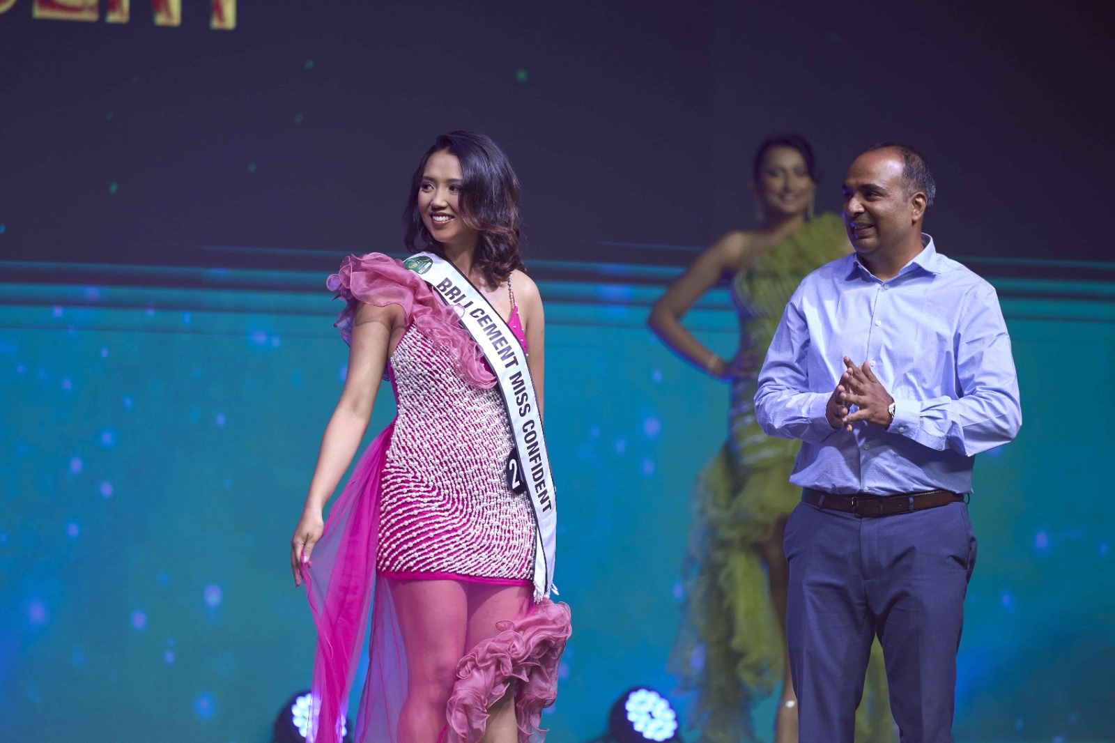 miss-earth-image