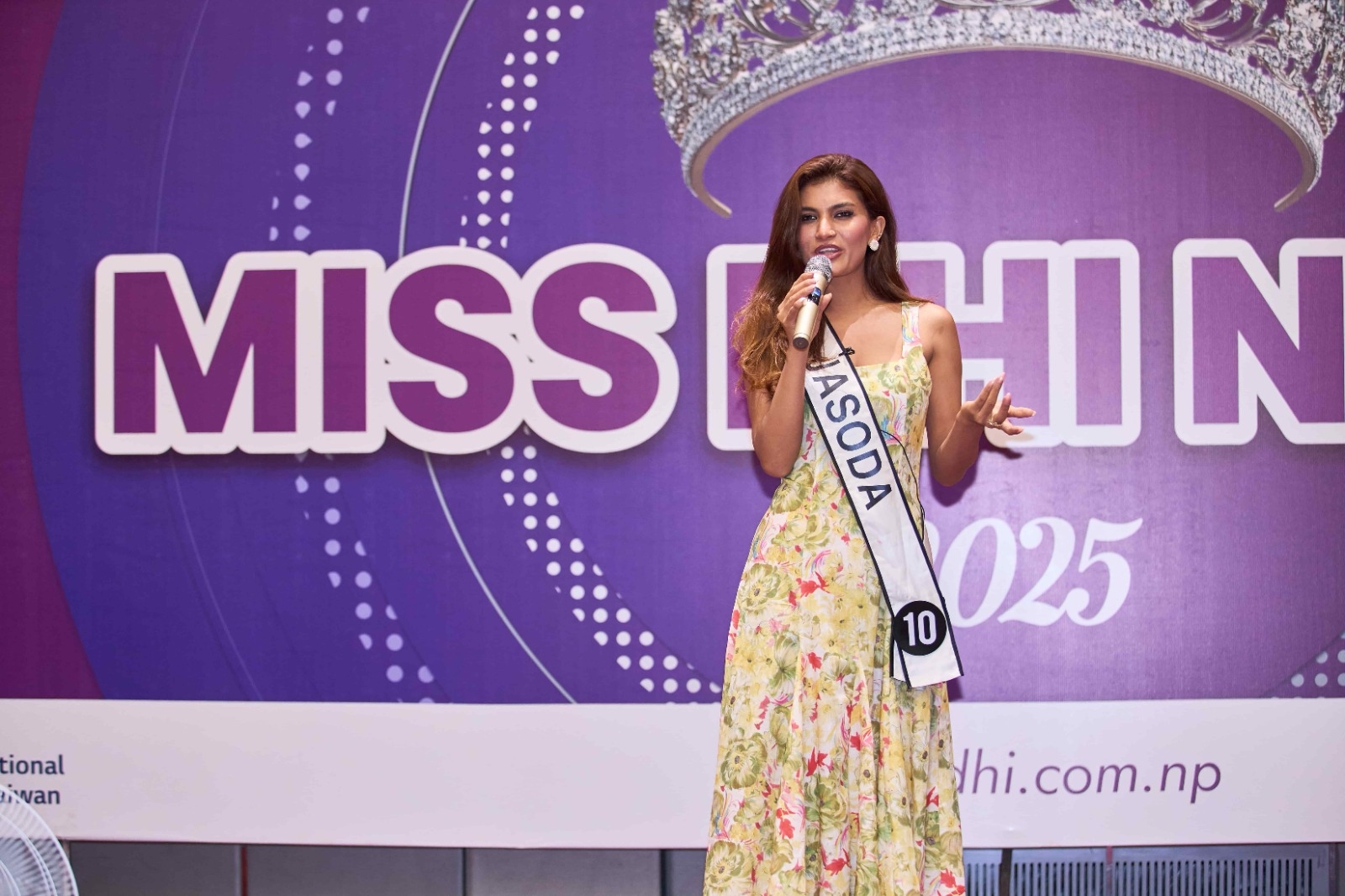 miss-earth-image